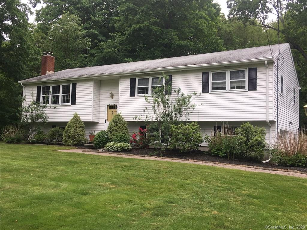 2396 Long Hill Road Guilford CT 06437