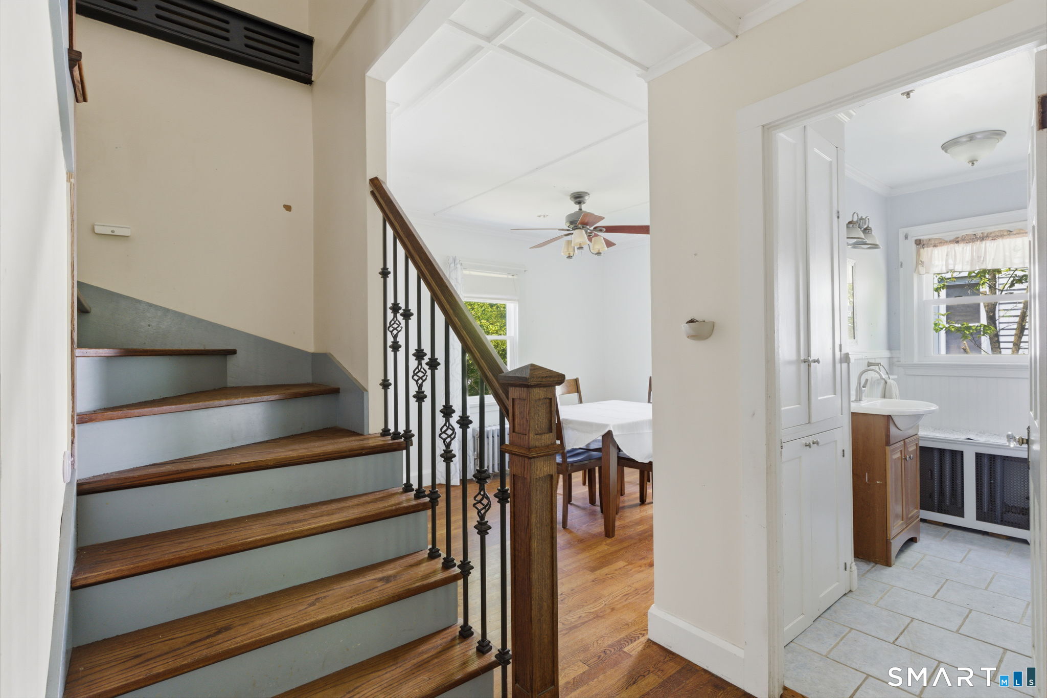 111 Orchard Street Ellington CT 06029