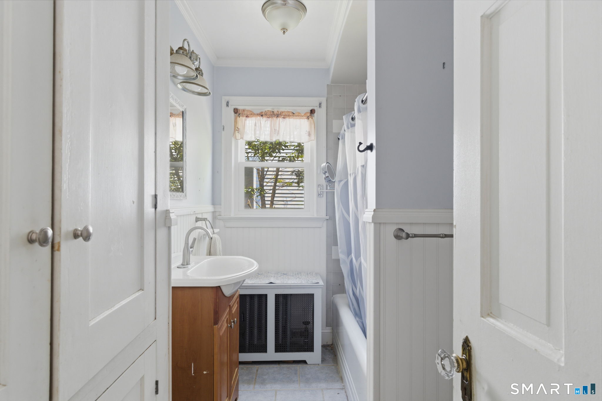 111 Orchard Street Ellington CT 06029