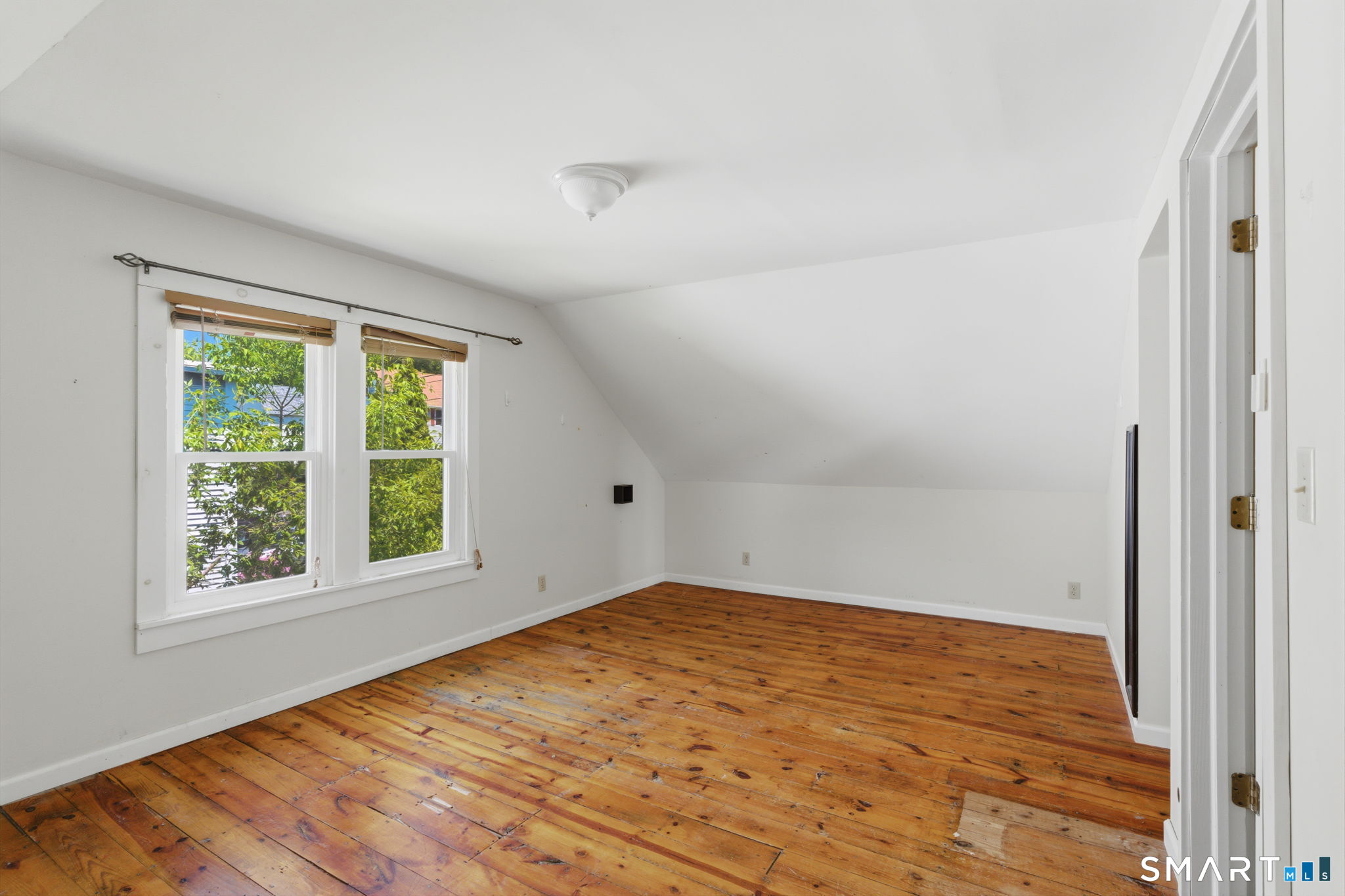 111 Orchard Street Ellington CT 06029