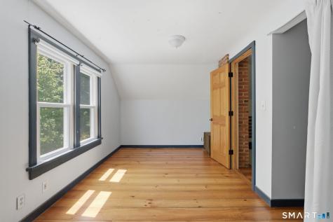 111 Orchard Street Ellington CT 06029