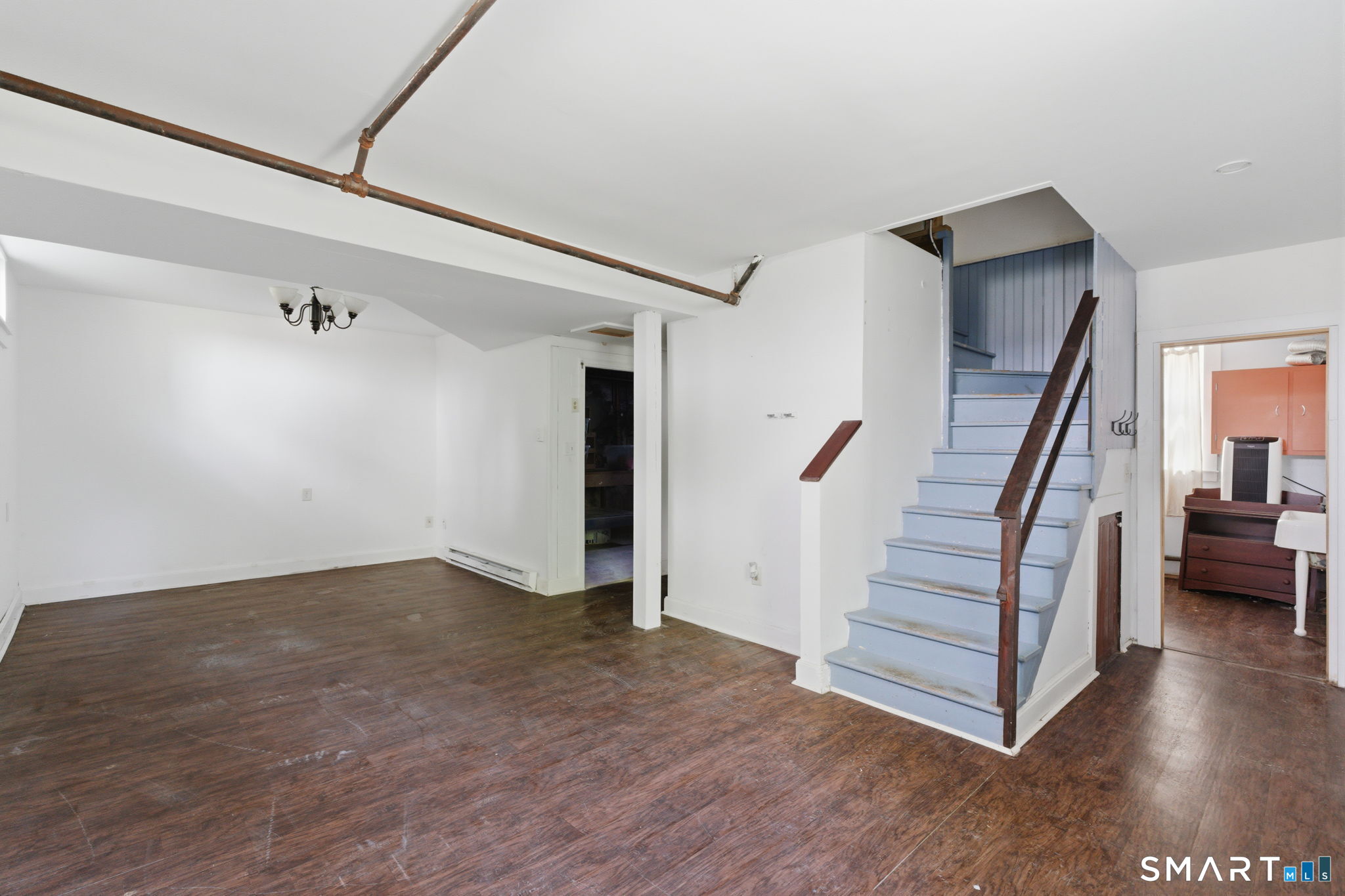 111 Orchard Street Ellington CT 06029
