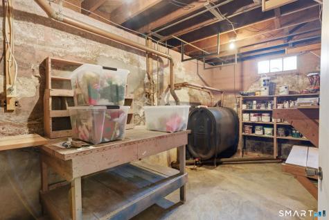 111 Orchard Street Ellington CT 06029