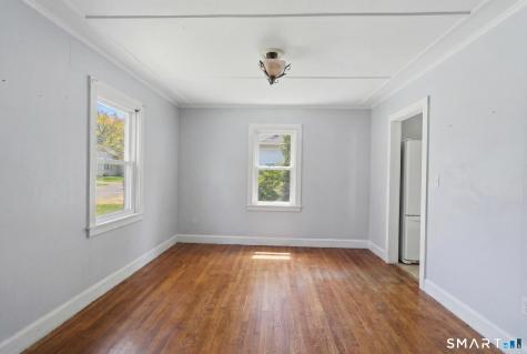 111 Orchard Street Ellington CT 06029