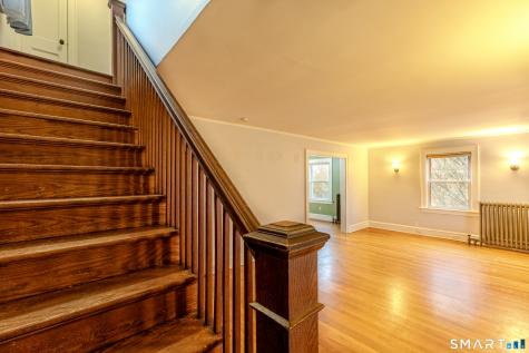 61 Woodmere Road West Hartford CT 06119