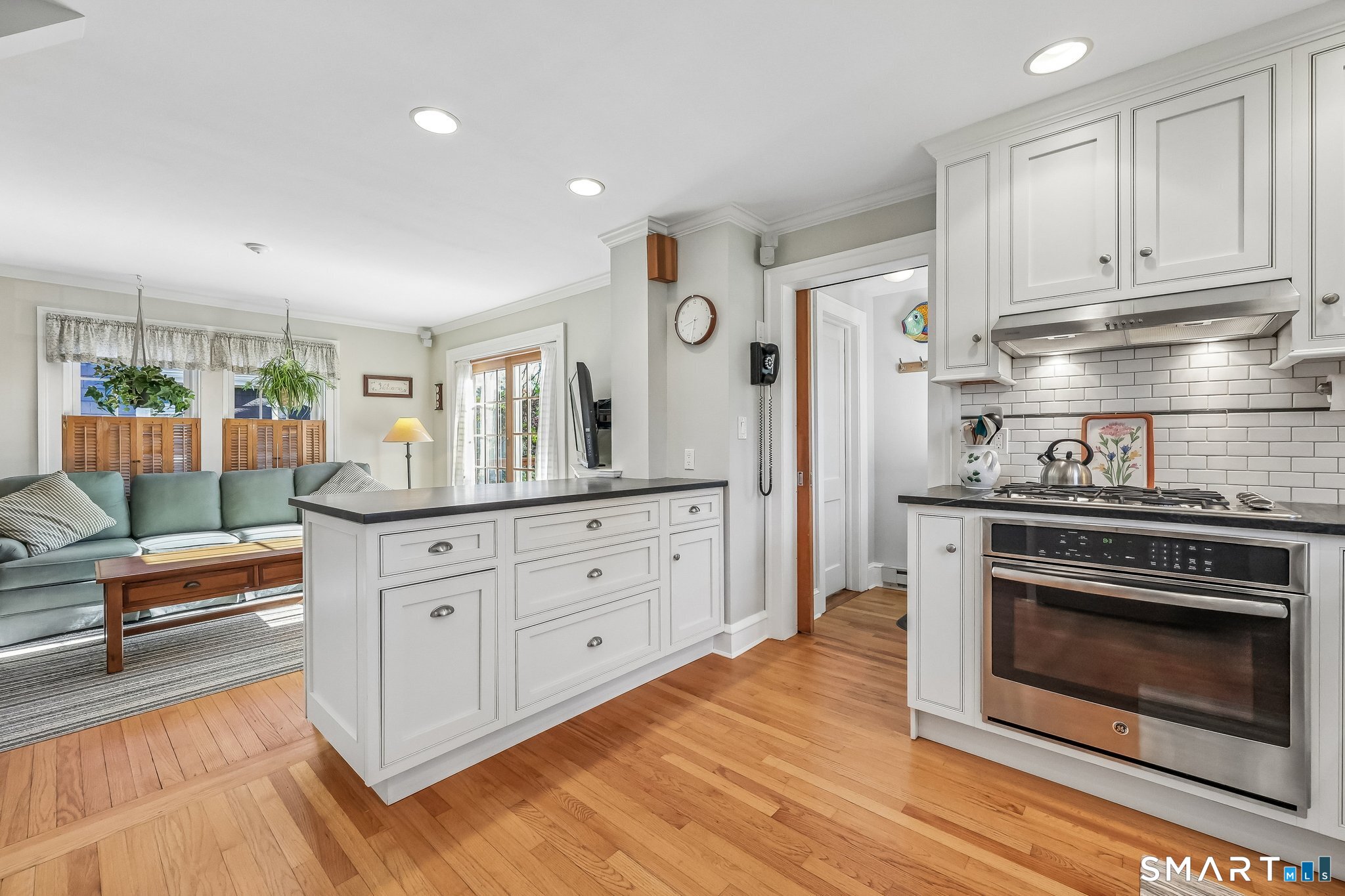 58 Crescent Street West Hartford CT 06107