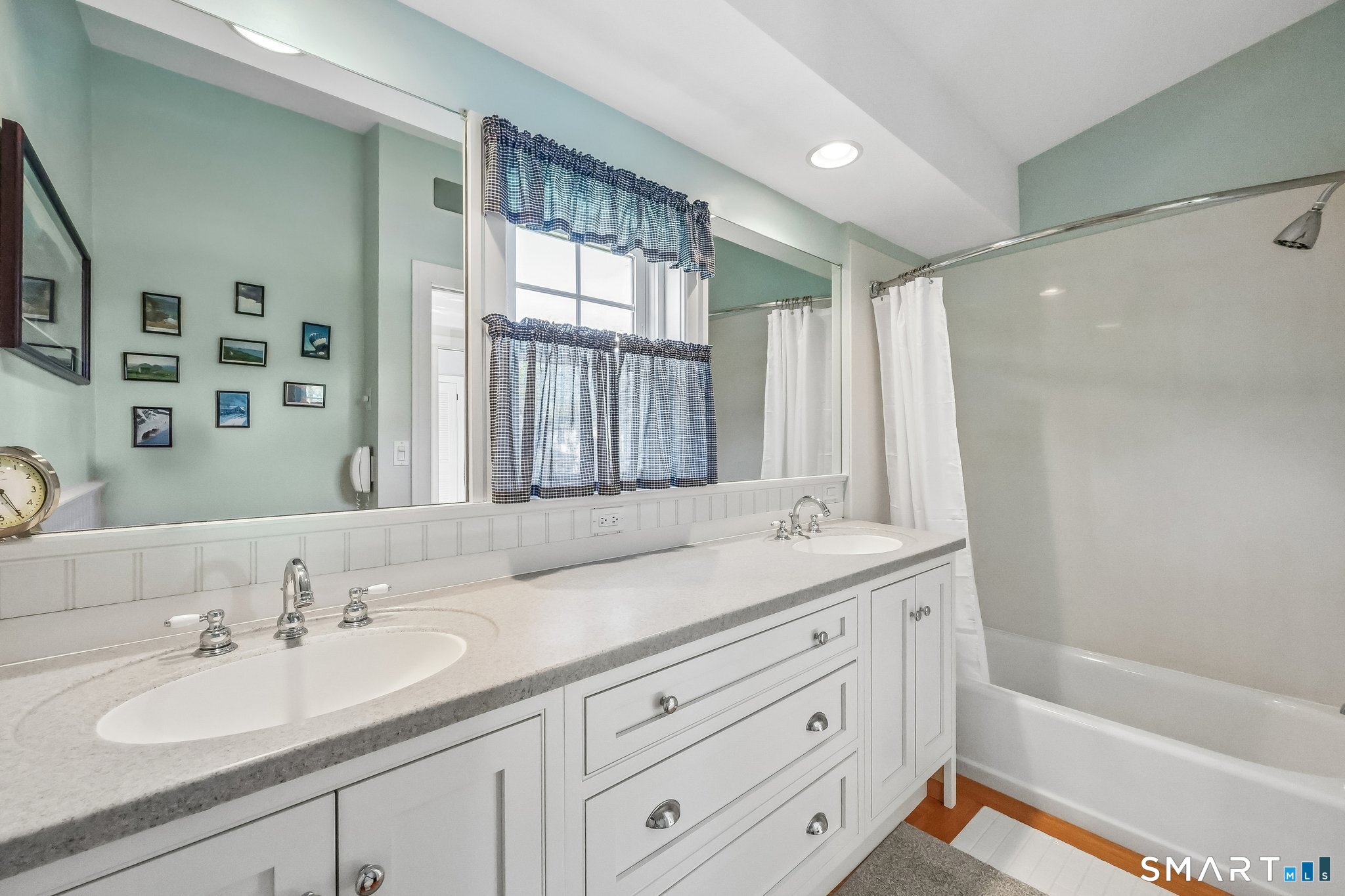 58 Crescent Street West Hartford CT 06107