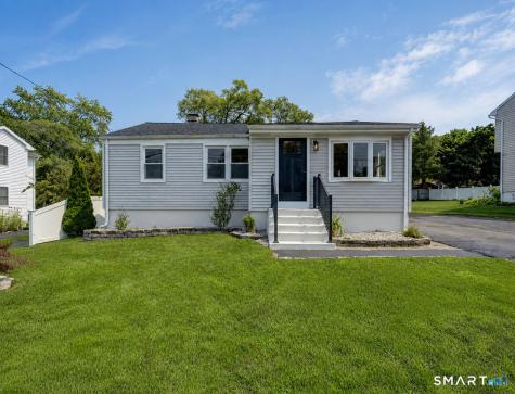 11 Wildwood Drive East Haven CT 06512