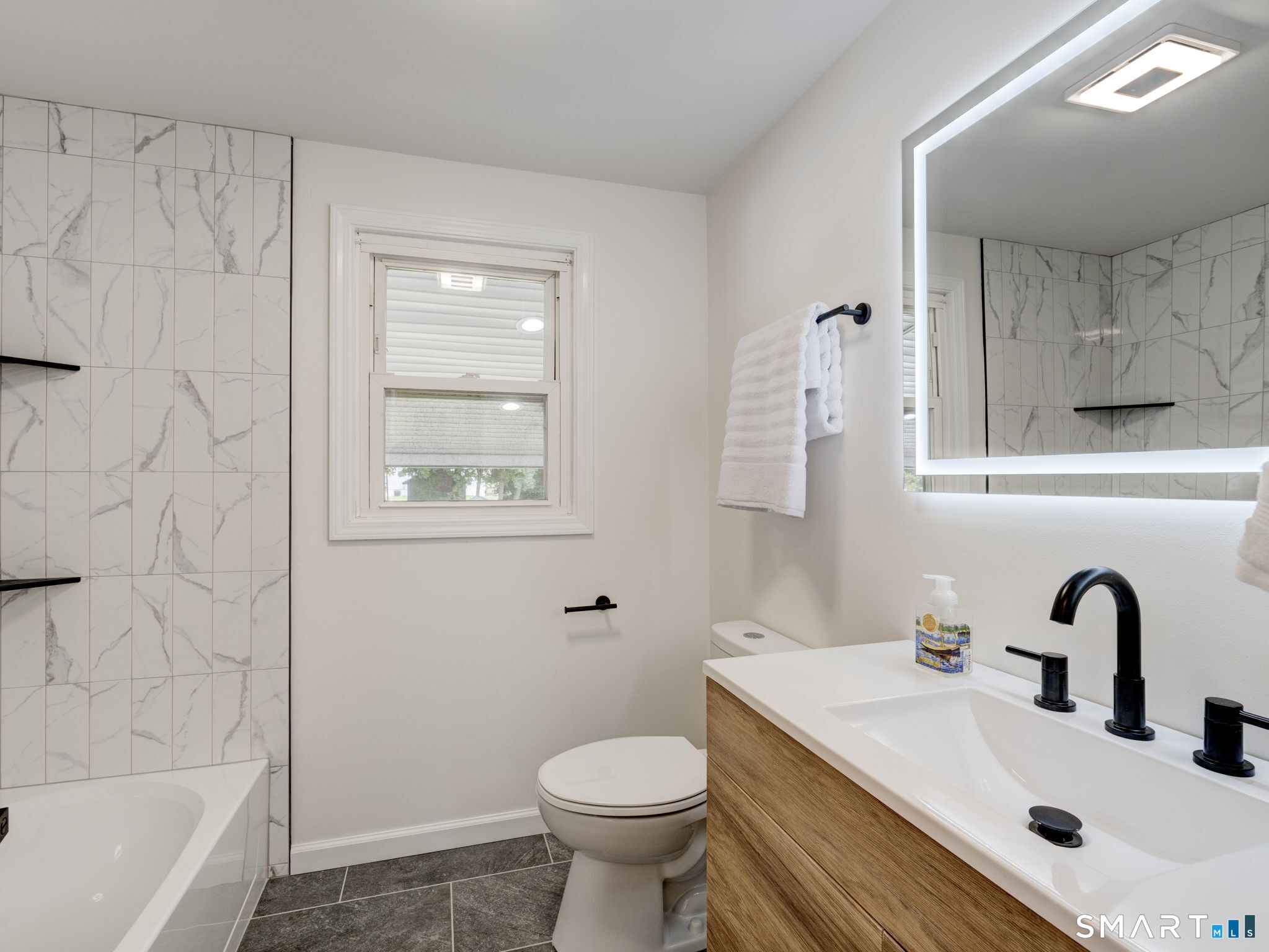 11 Wildwood Drive East Haven CT 06512