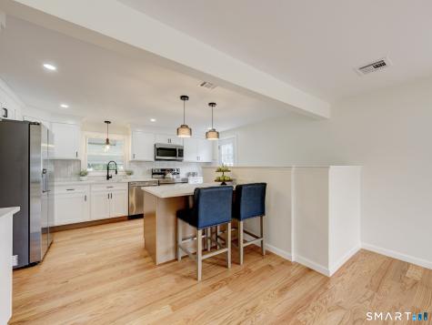 11 Wildwood Drive East Haven CT 06512