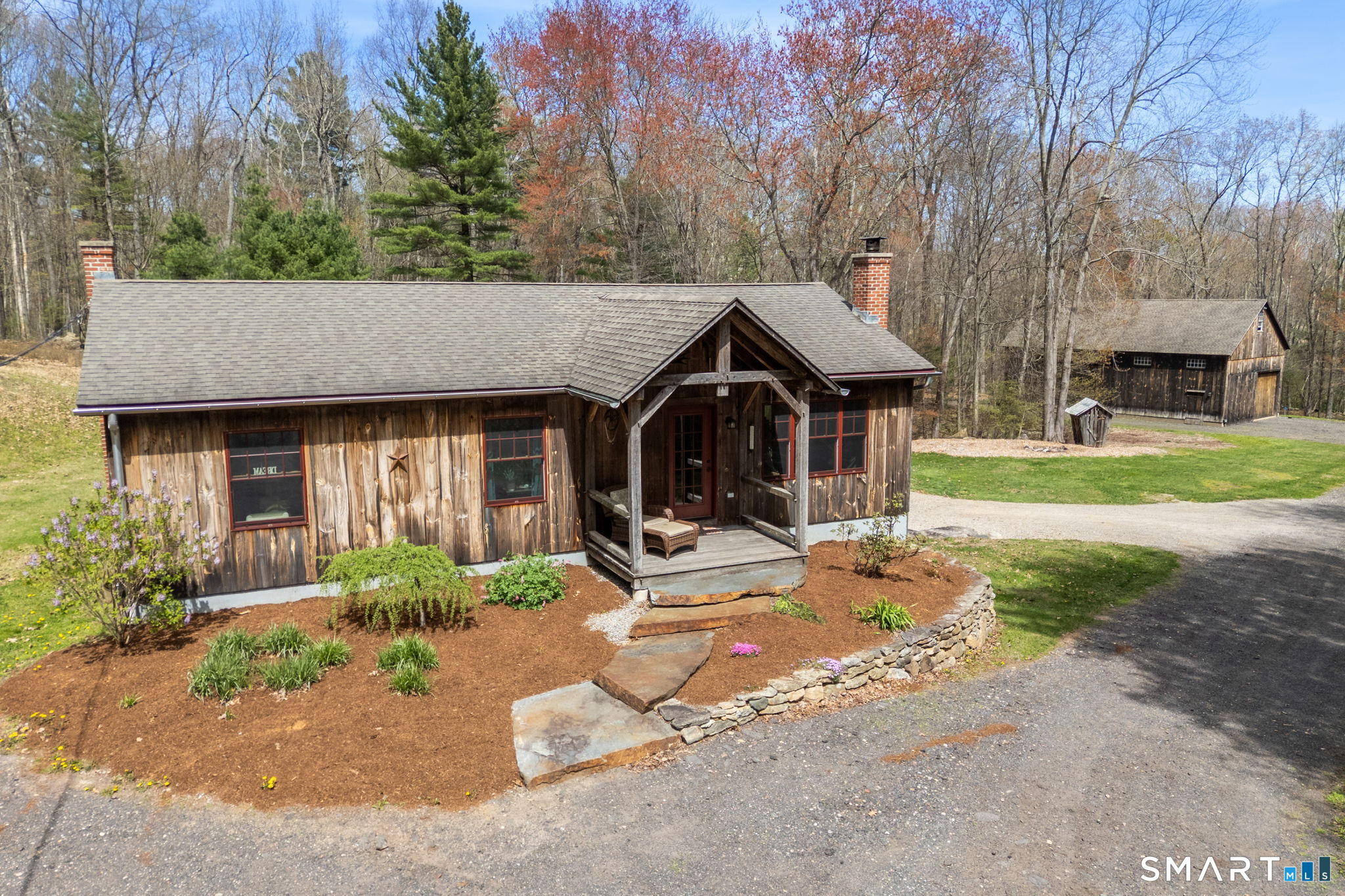 49 School House Road Ellington CT 06029