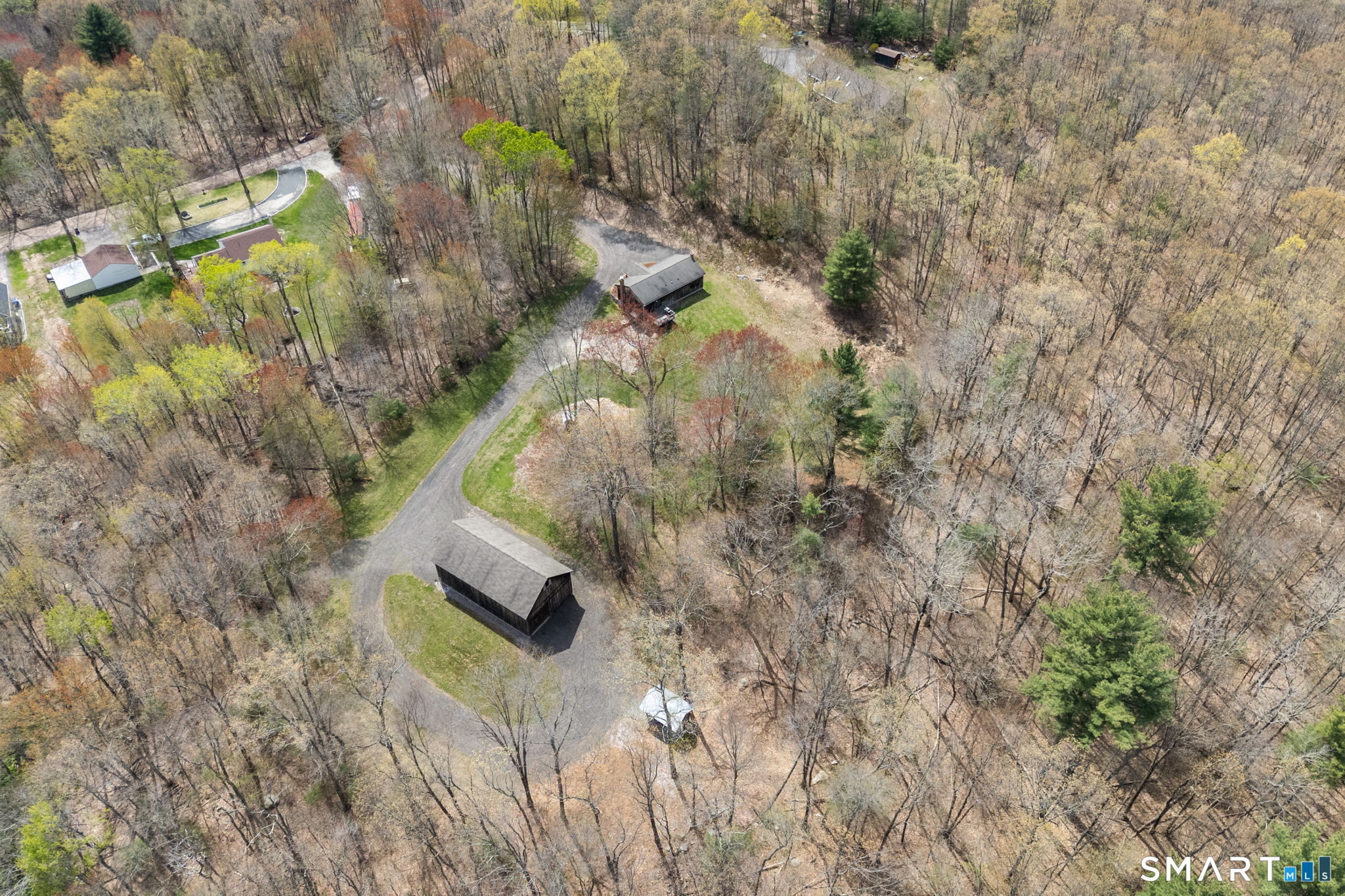 49 School House Road Ellington CT 06029