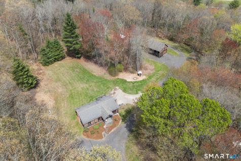 49 School House Road Ellington CT 06029