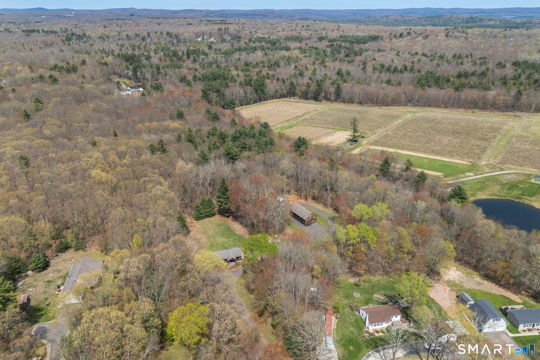 49 School House Road Ellington CT 06029