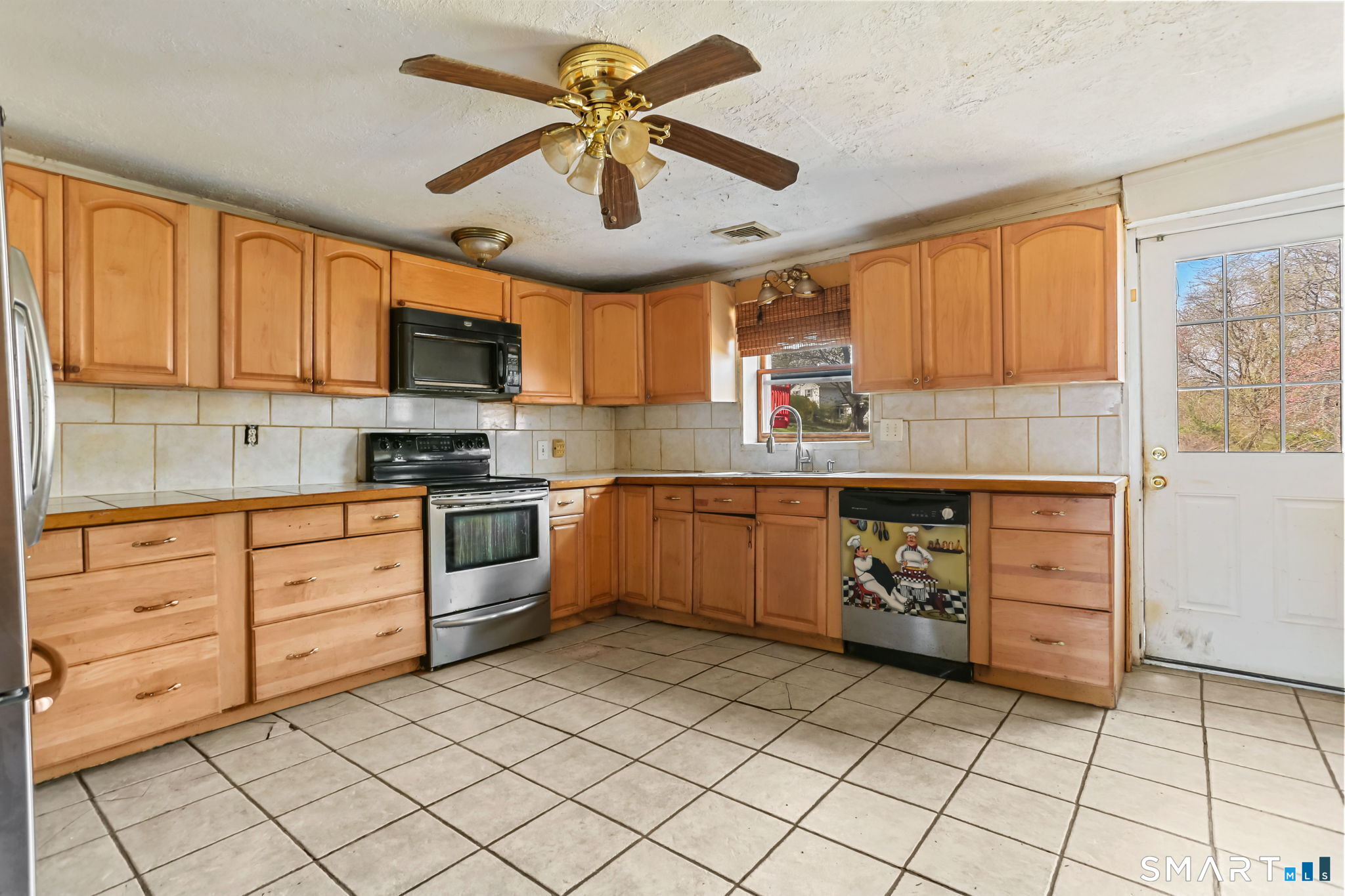 39 Soundview Avenue Milford CT 06460