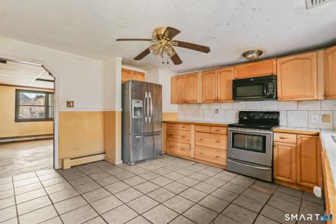 39 Soundview Avenue Milford CT 06460