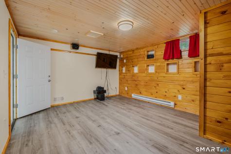 203 Doyle Road Montville CT 06370