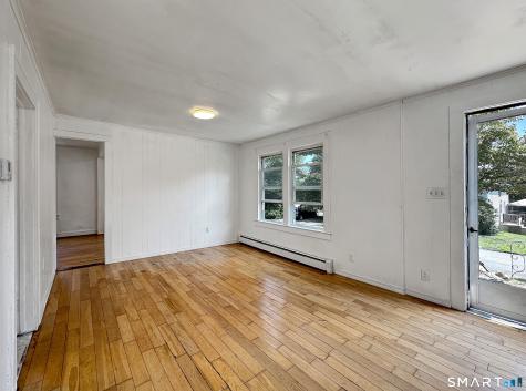 11 Hunt Street Norwich CT 06360