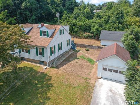 11 Hunt Street Norwich CT 06360