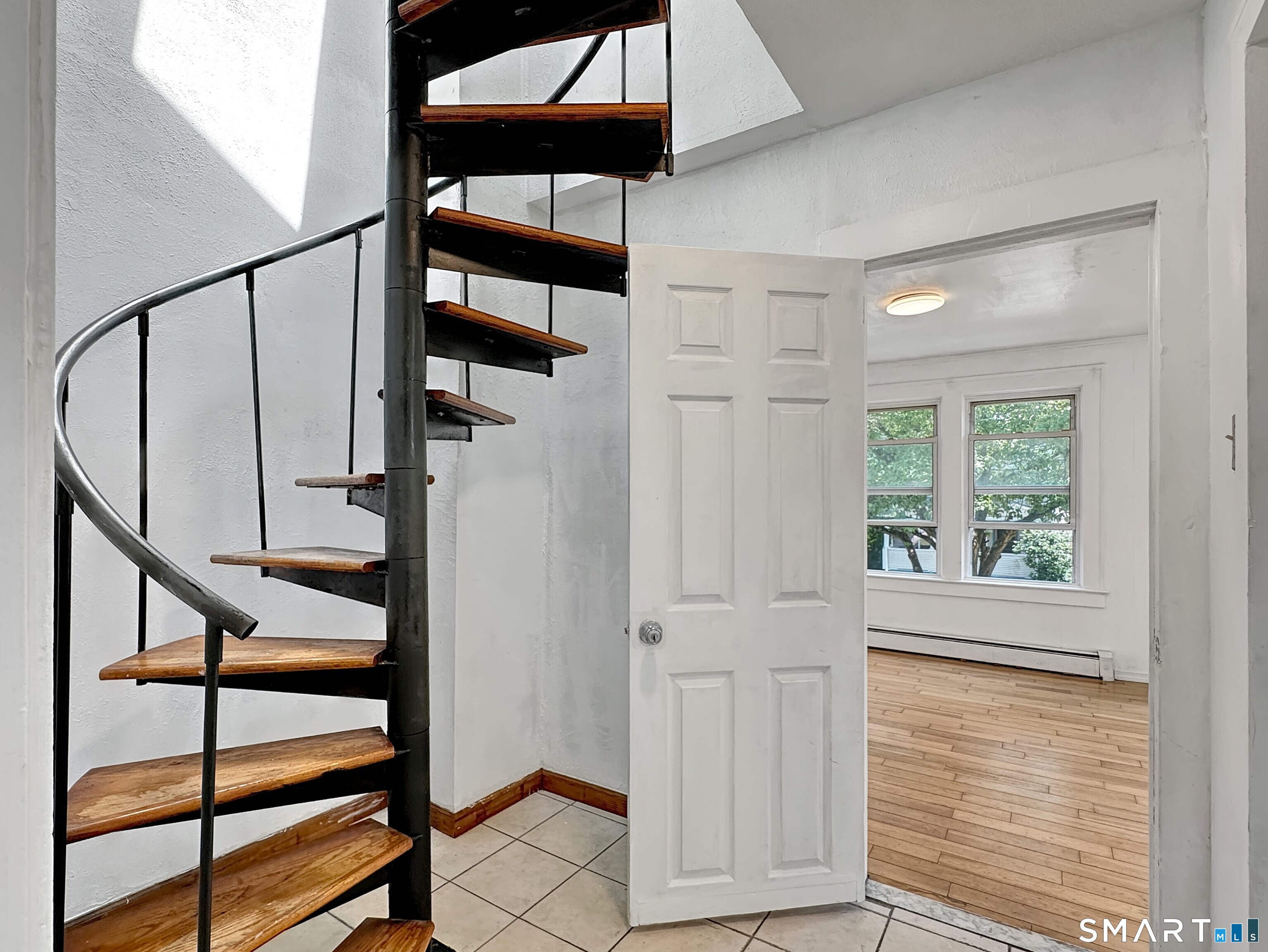 11 Hunt Street Norwich CT 06360