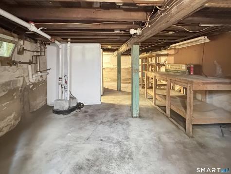 11 Hunt Street Norwich CT 06360
