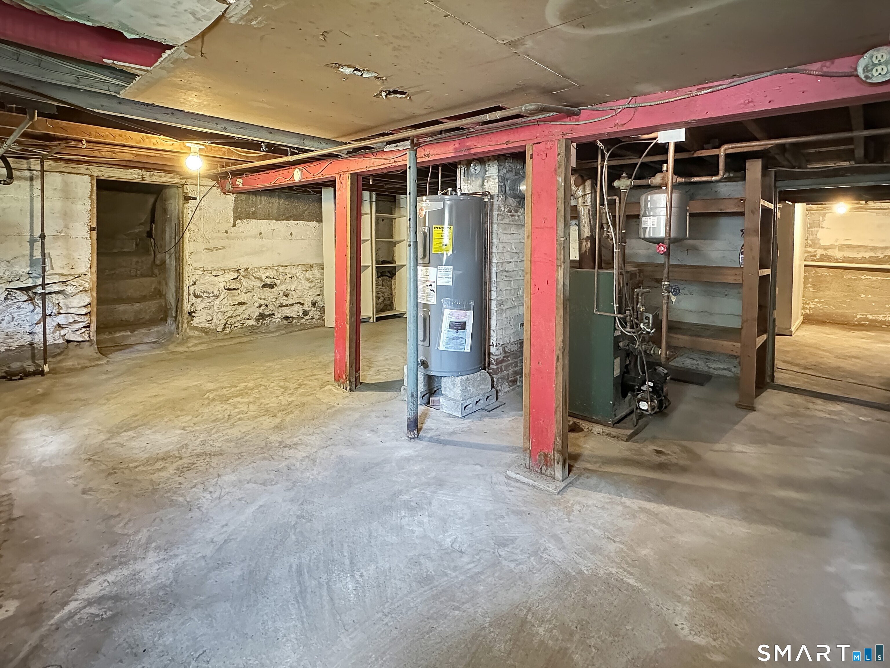 11 Hunt Street Norwich CT 06360