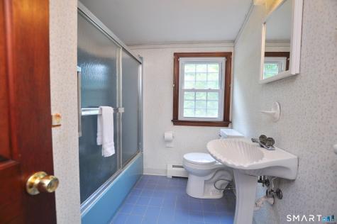 18 Margaret Drive East Windsor CT 06016