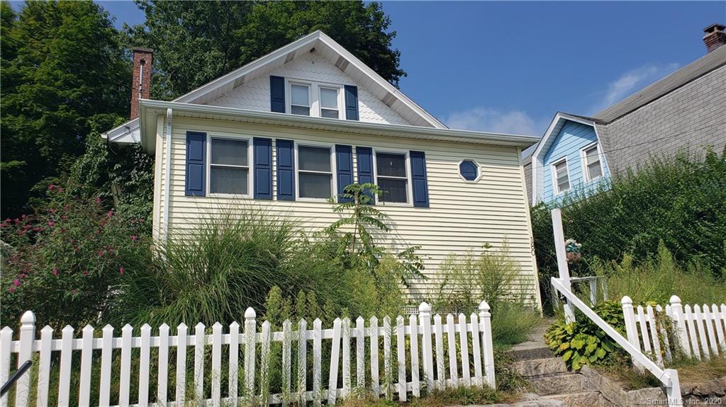 180 Vauxhall Street New London CT 06320