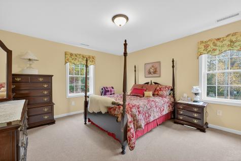 15 Drawbridge Road Preston CT 06365