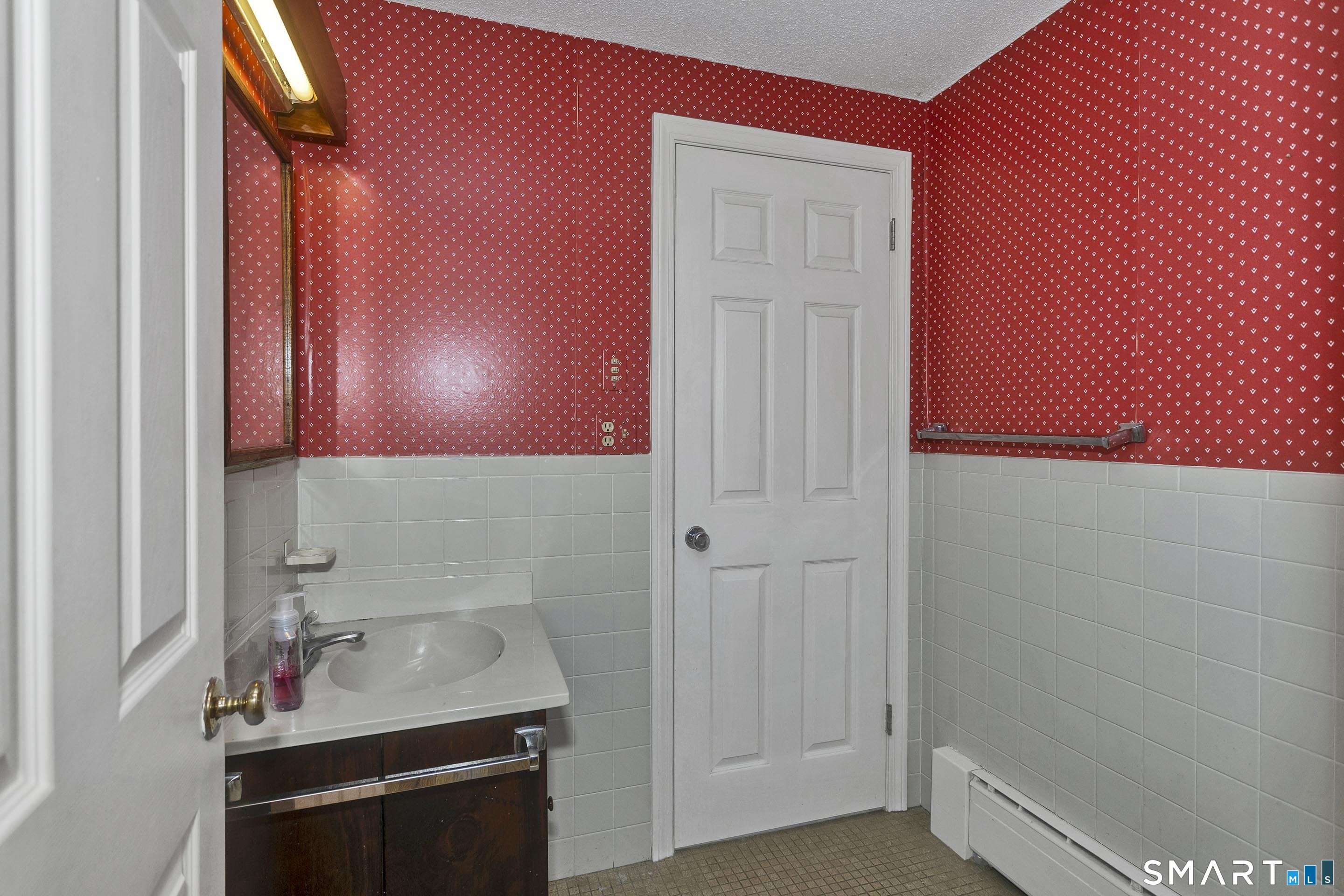 15 Greaves East Road Stafford CT 06076