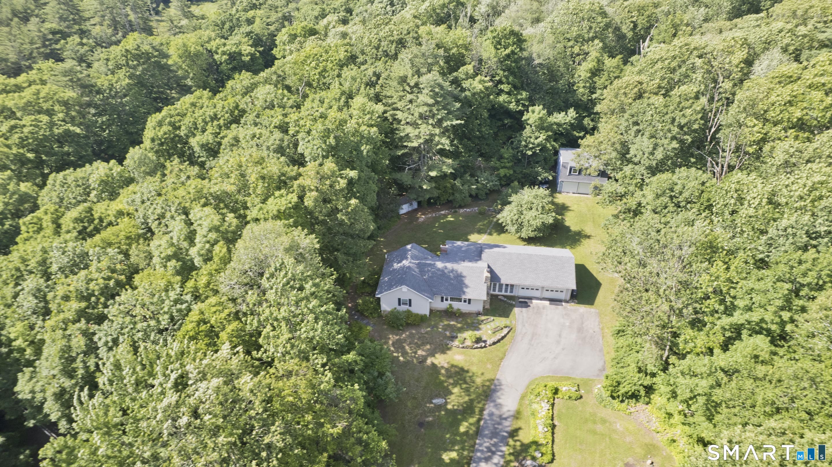 15 Greaves East Road Stafford CT 06076