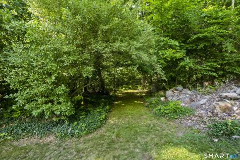 15 Greaves East Road Stafford CT 06076