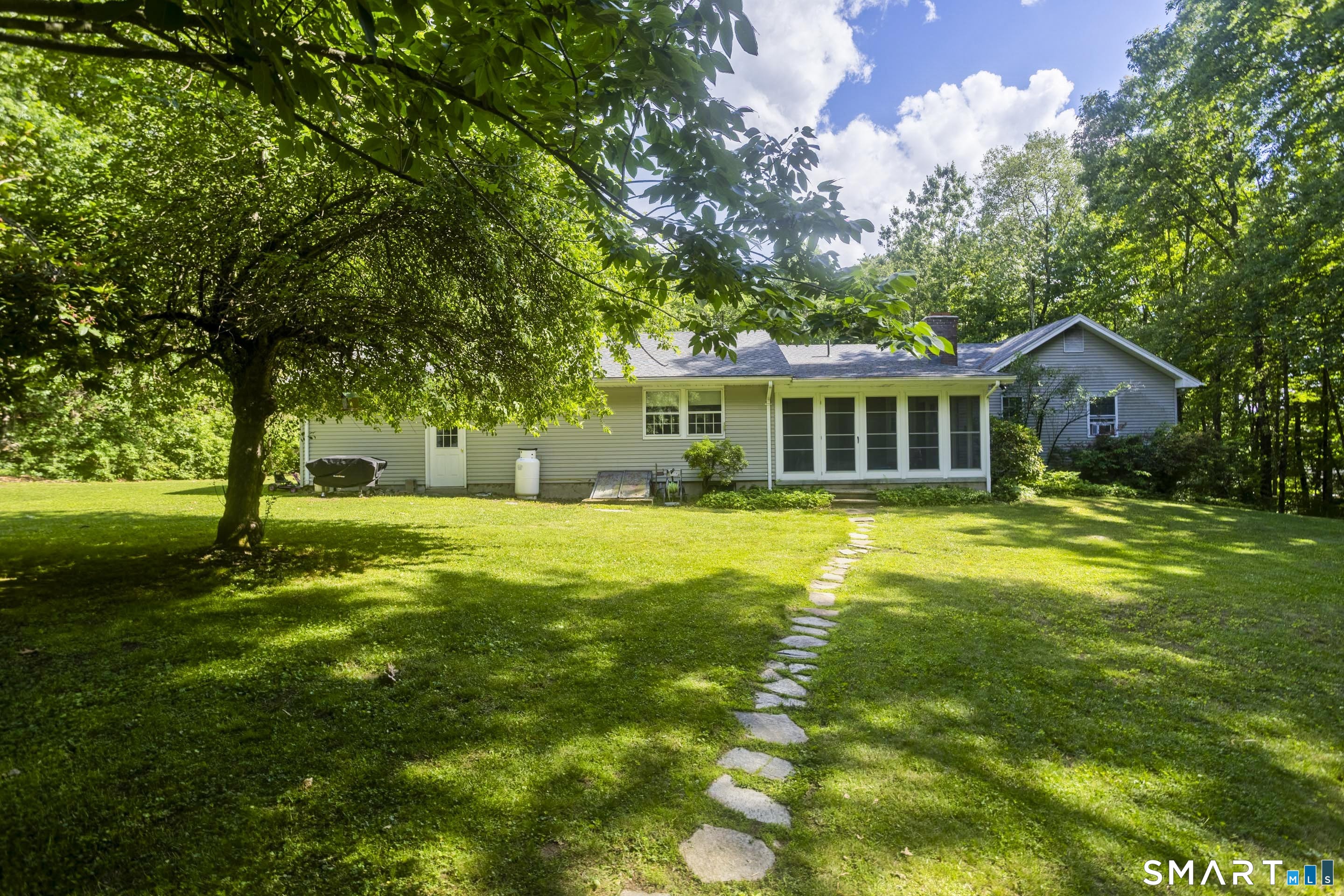 15 Greaves East Road Stafford CT 06076