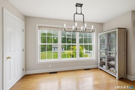 25 Chase Farm Road South Windsor CT 06074