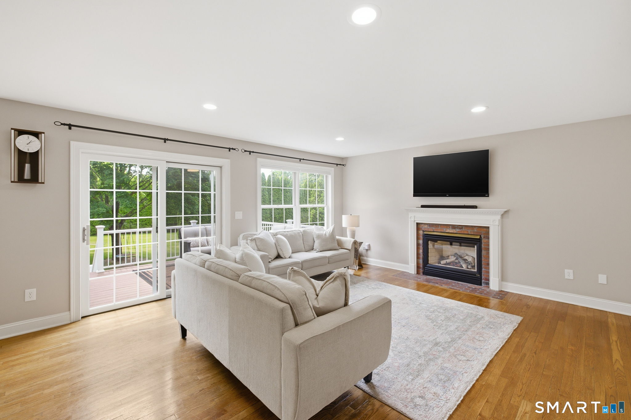 25 Chase Farm Road South Windsor CT 06074
