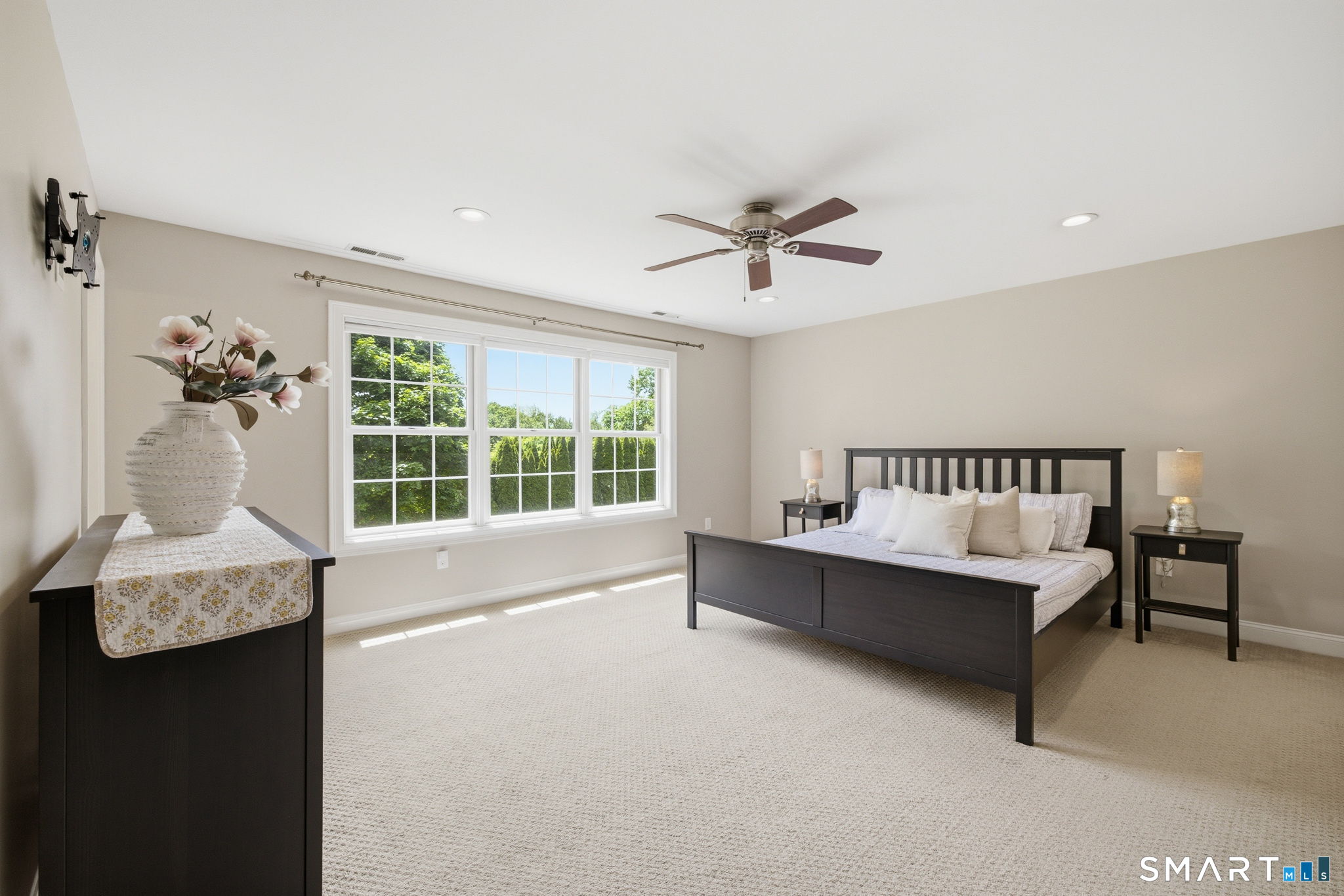 25 Chase Farm Road South Windsor CT 06074