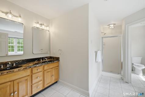 25 Chase Farm Road South Windsor CT 06074