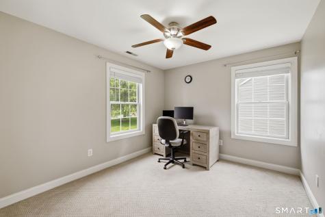 25 Chase Farm Road South Windsor CT 06074