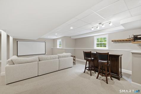 25 Chase Farm Road South Windsor CT 06074