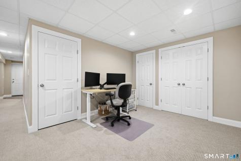 25 Chase Farm Road South Windsor CT 06074
