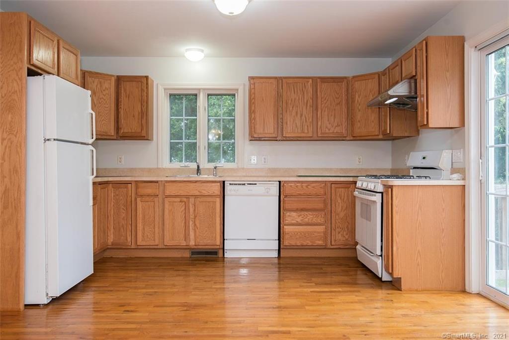 17 High Street Portland CT 06480