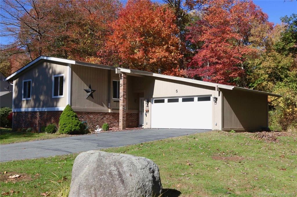 5 Epsilon Avenue Old Lyme CT 06371