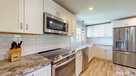 460 Bloomfield Avenue Bloomfield CT 06002