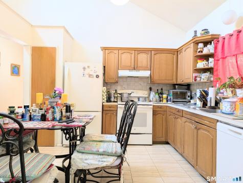 9 Benanto Drive Derby CT 06418