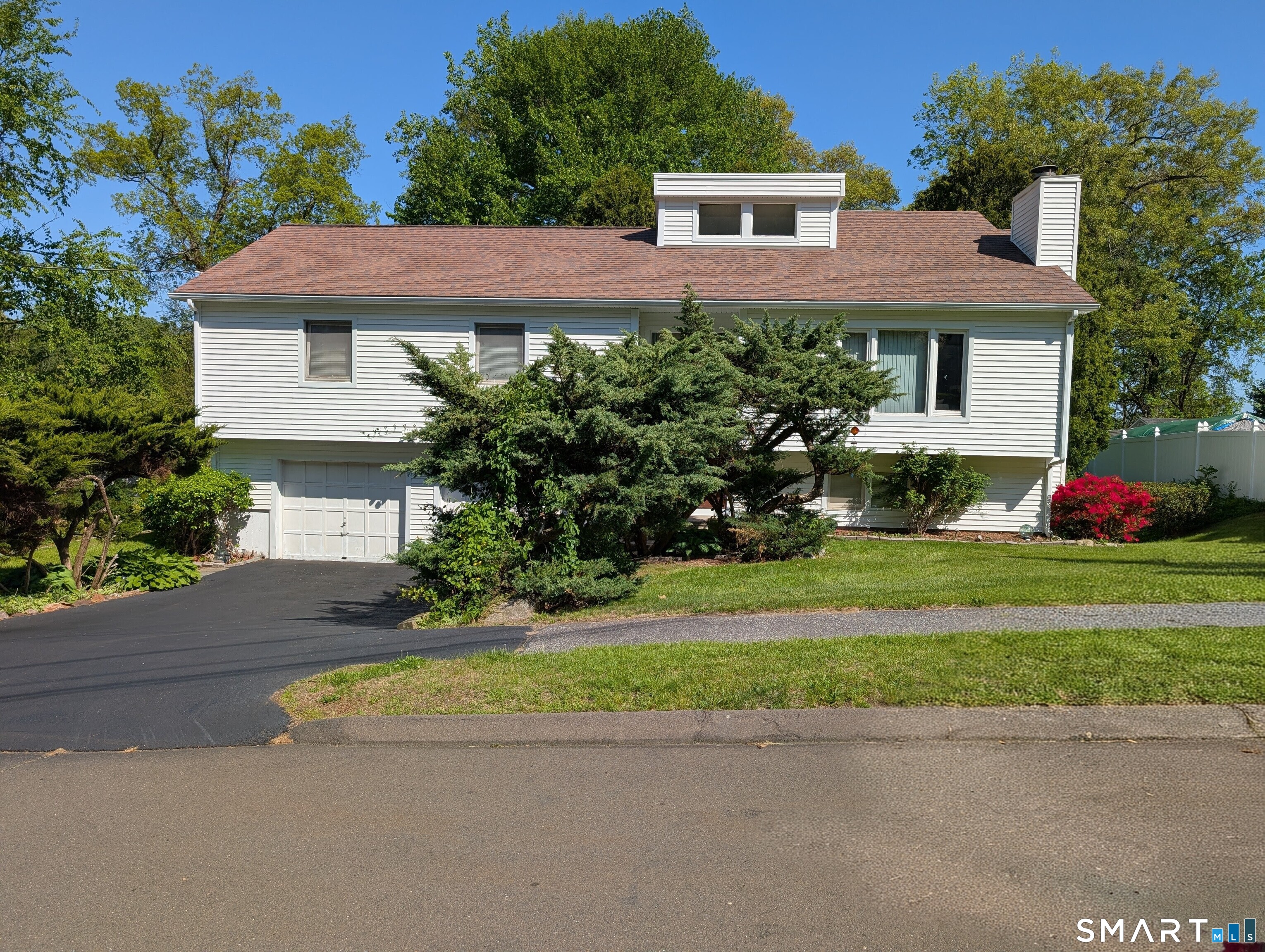 9 Benanto Drive Derby CT 06418