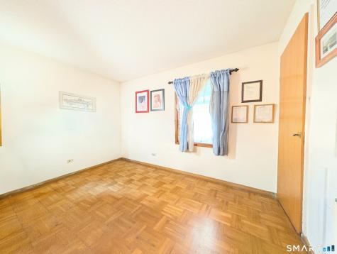 9 Benanto Drive Derby CT 06418