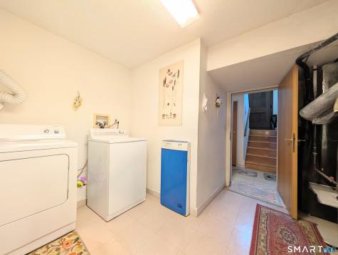 9 Benanto Drive Derby CT 06418