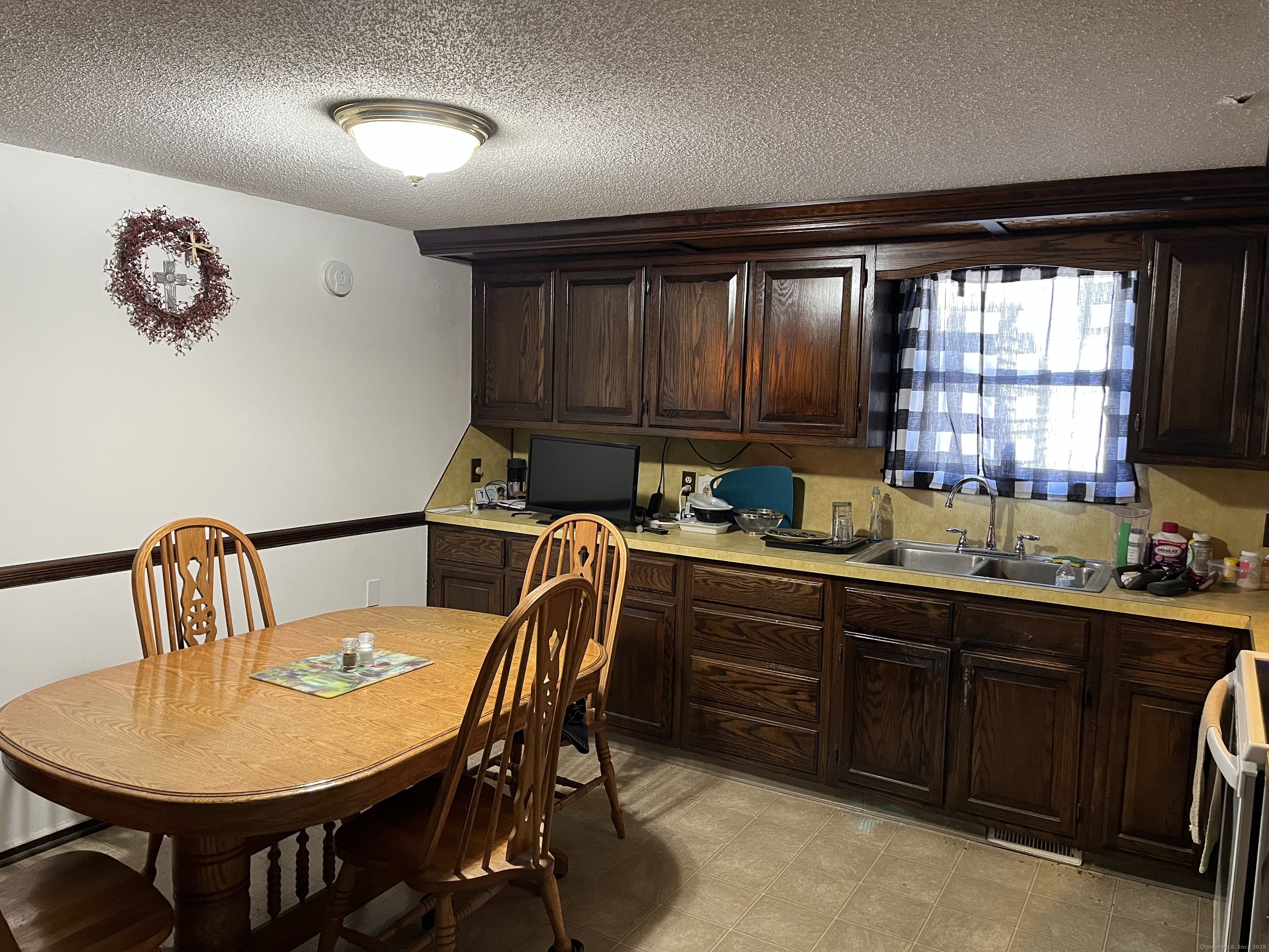 30 Thompson Street East Haven CT 06513