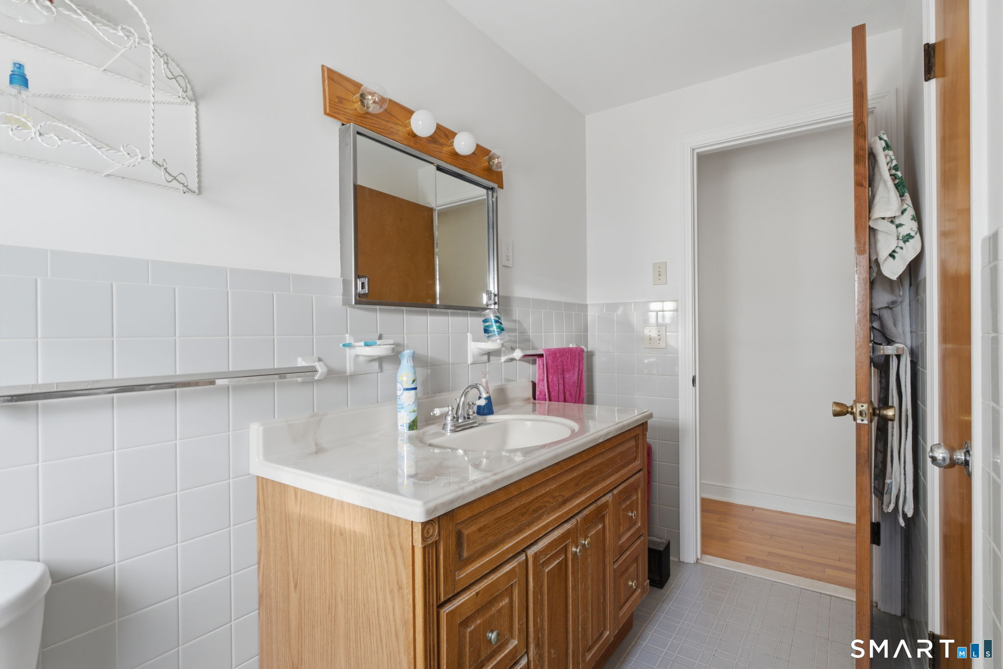 59 North Main Street East Hampton CT 06424
