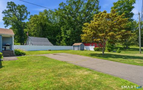 59 North Main Street East Hampton CT 06424